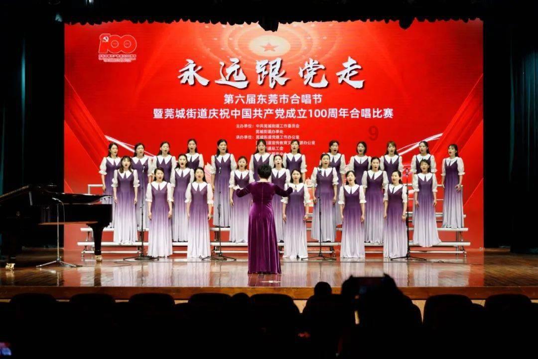 比起倪萍整容上热搜，我更关注她前半生的坎坷情史